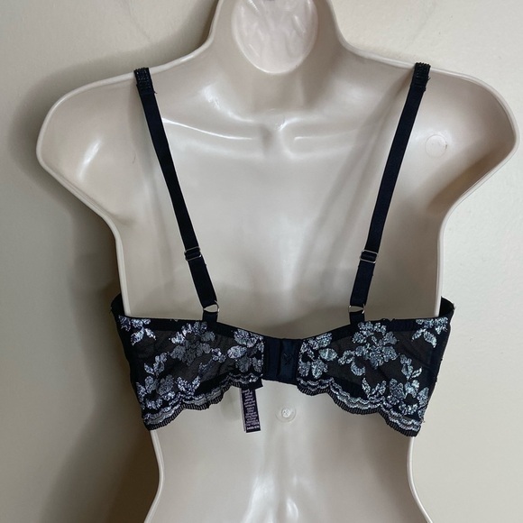 Victoria's Secret Metallic Floral Print Lace Bra size 34DD - Picture 4 of 6